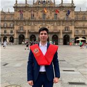Imparto clases de historia y ciencias políticas y sociales